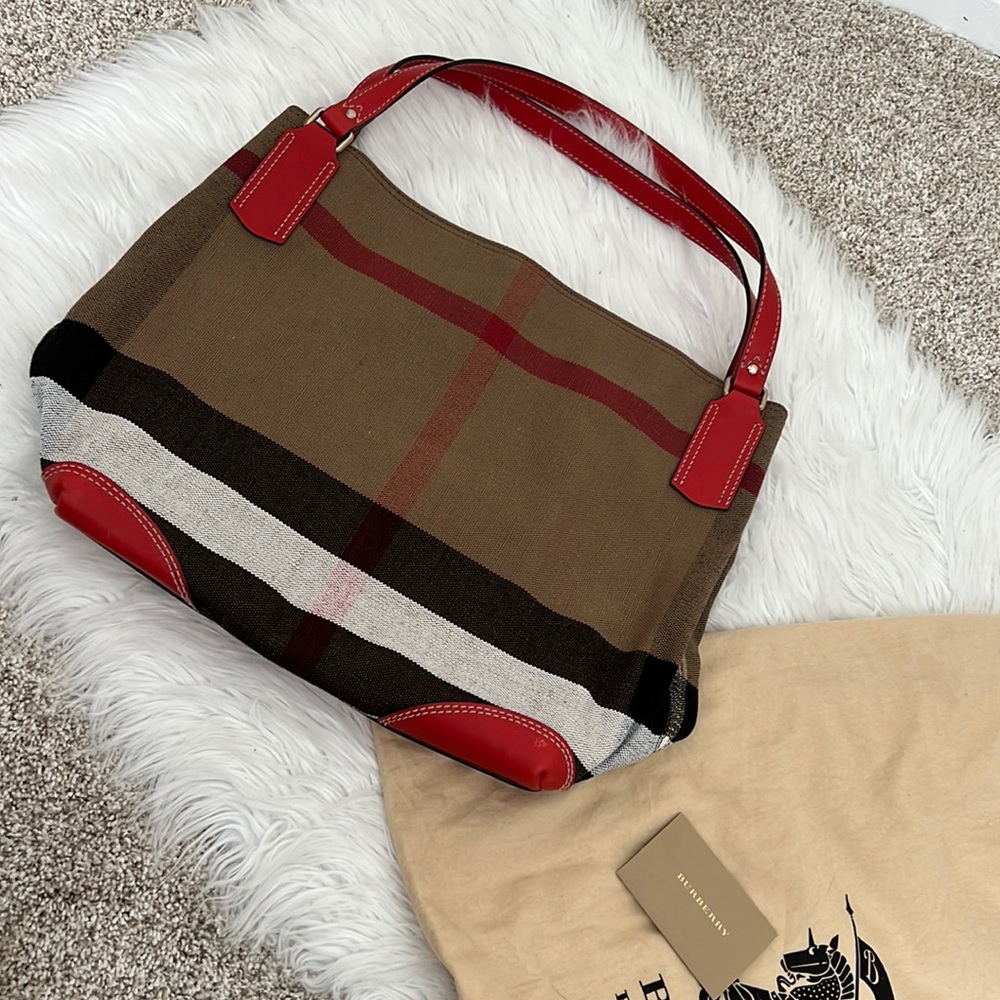 • Burberry Tote •